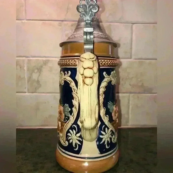 Dunker and Breiden Beerstein with metal lid - Picture 4 of 9